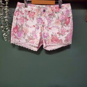 Suko Jeans | Floral Jean Shorts